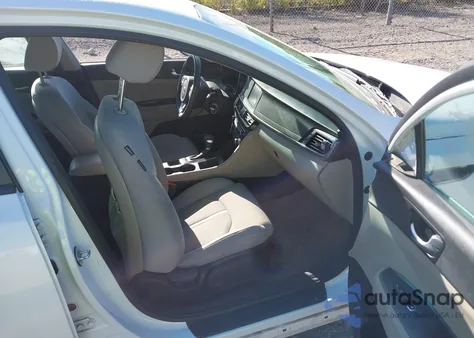 2017 Kia Optima Lx из США, поврежденный, VIN 5XXGT4L36HG177004